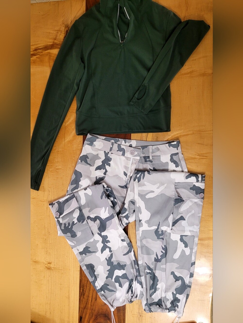 Women's Gray Camo Cargo Joggers - Casual Utility Style